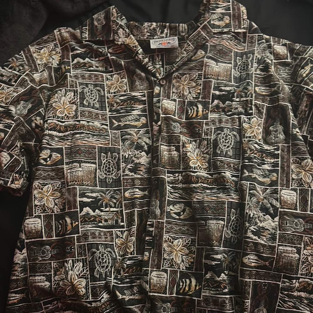 Hawaiian Button Up